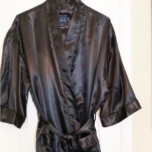 Robe wrap mens one size new Majestic International tie belt black polyester